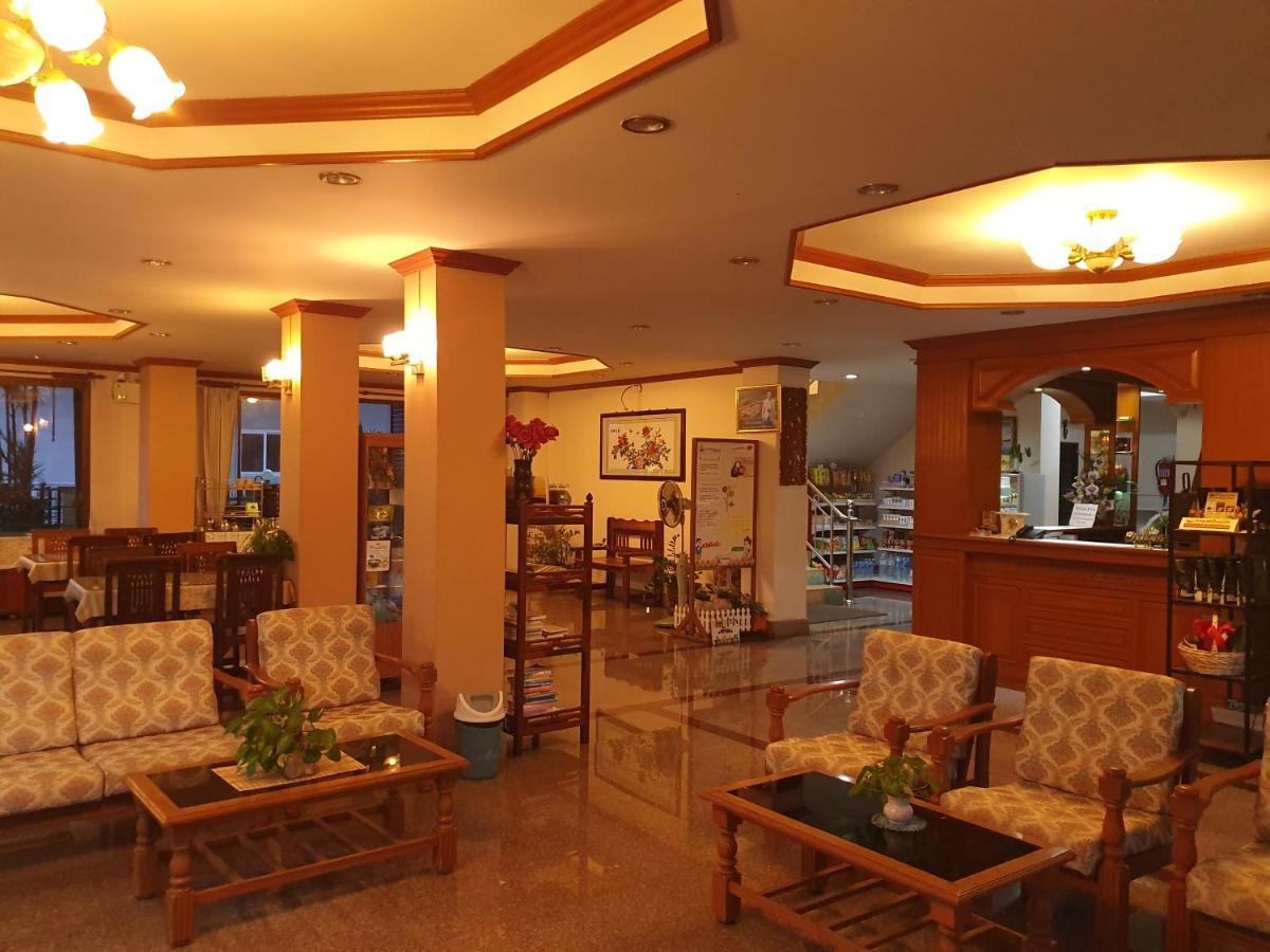 Ritzy House Hotel Chumphon Eksteriør bilde