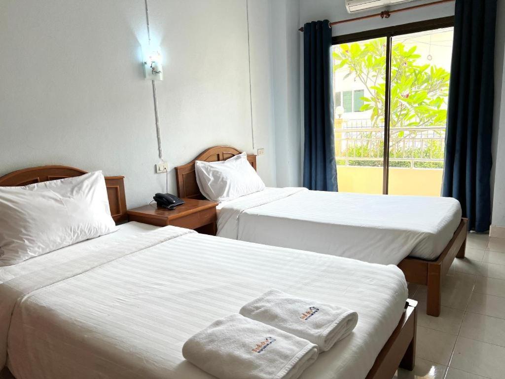 Ritzy House Hotel Chumphon Eksteriør bilde